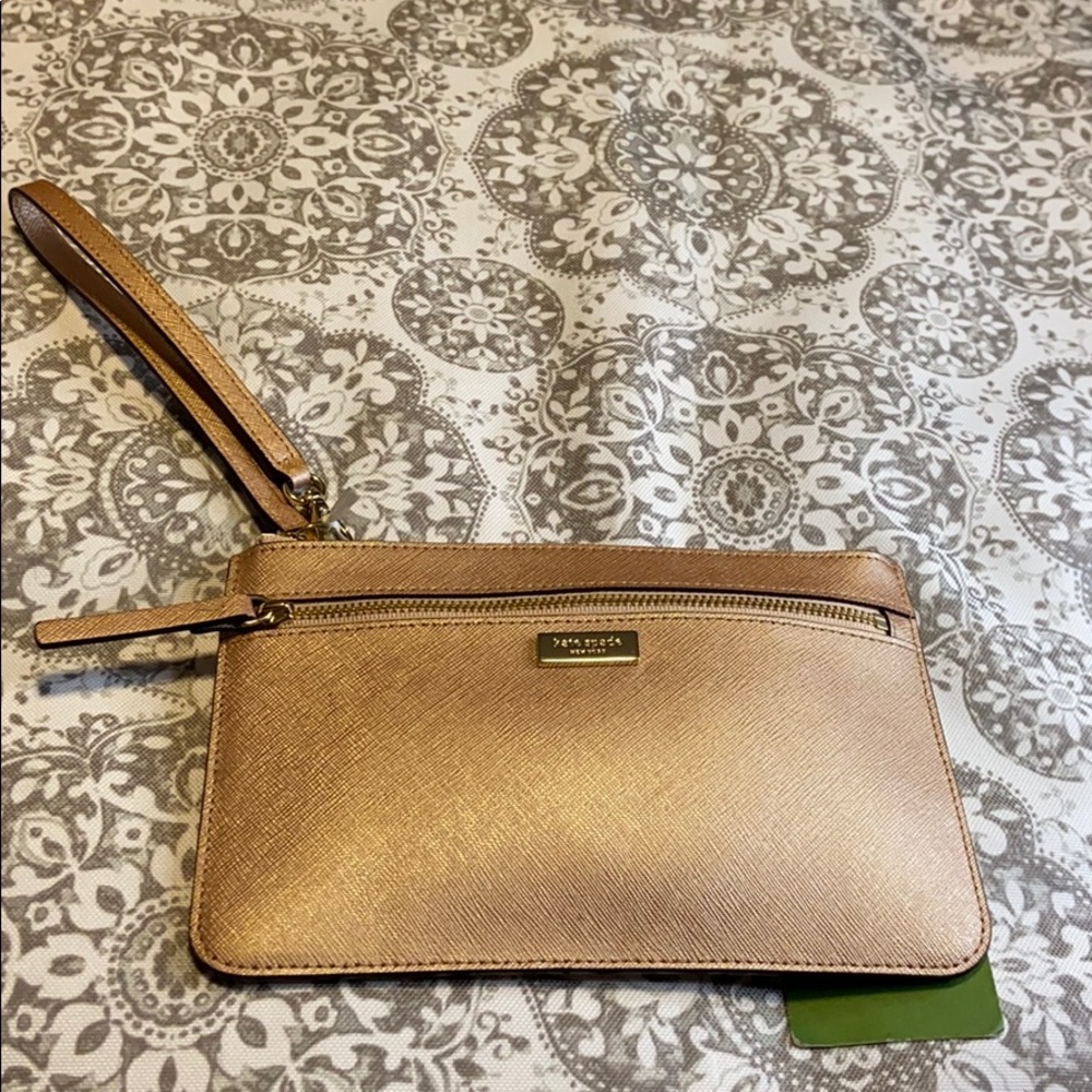 Wristlet